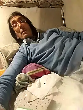 Polroom02 online show from 04.15.26