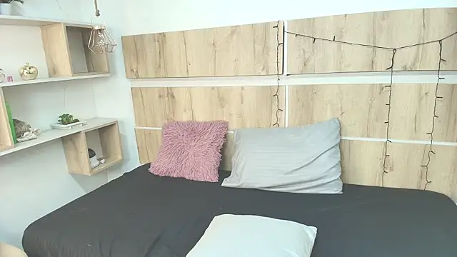 Selene  Luna online show from 04.07.26