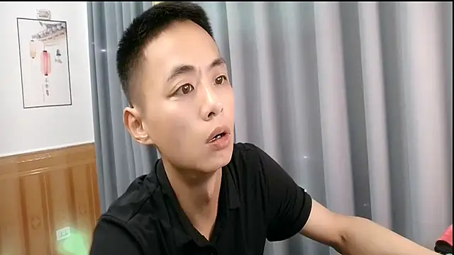 Snapshot of davidboys chatting on 06.07.26 davidboys online show from 06.07.26