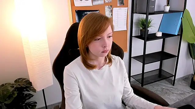 CherryCrushLove online show from 04.25.26