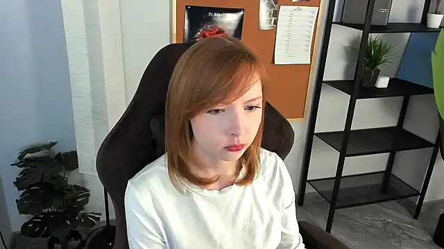 CherryCrushLove online show from 05.02.26