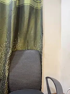 Cutiepie- online show from 05.08.26