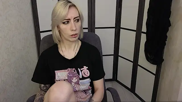 Snapshot of Black_Orchides chatting on 04.07.26 Black Orchides online show from 04.07.26