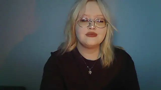 Snapshot of Elayne_Sweet chatting on 06.19.26 Elayne Sweet online show from 06.19.26