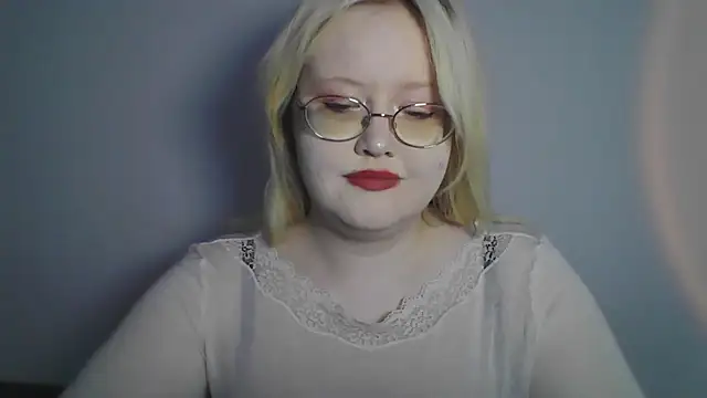 Snapshot of Elayne_Sweet chatting on 07.06.26 Elayne Sweet online show from 07.06.26