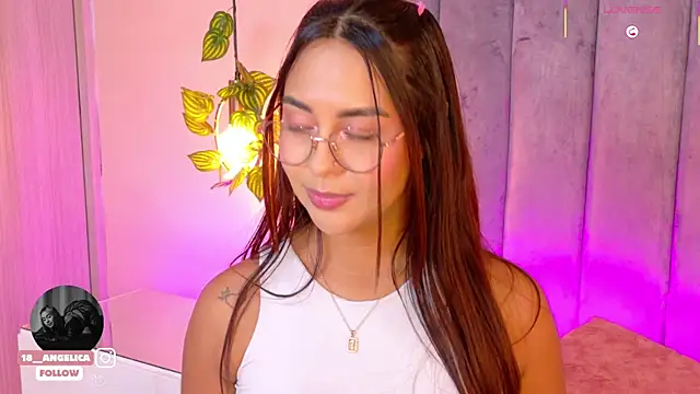 Snapshot of angelicaa_garcia chatting on 07.14.26 angelicaa garcia online show from 07.14.26
