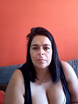 lucianamorocha online show from 05.11.26