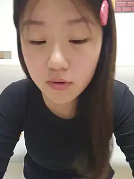 Snapshot of mianmian-666 chatting on 05.27.26 mianmian-666 online show from 05.27.26