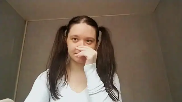 Snapshot of Rizary chatting on 04.03.26 Rizary online show from 04.03.26