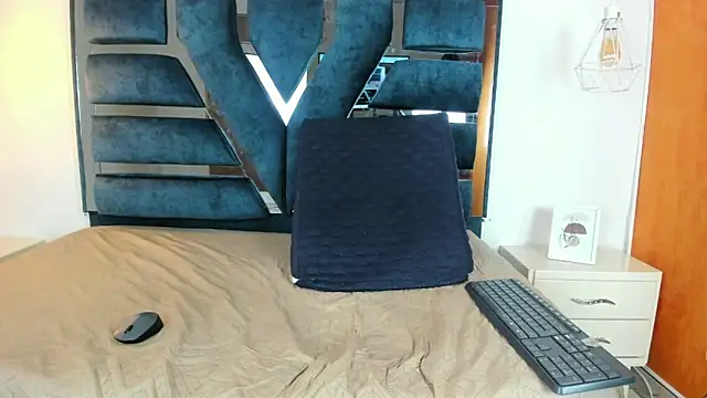 Snapshot of Alantaylorr_ chatting on 05.29.26 Alantaylorr online show from 05.29.26