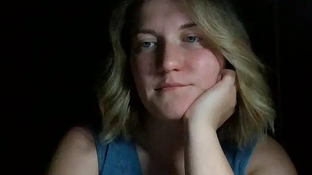 TinaKittyX online show from 05.13.26