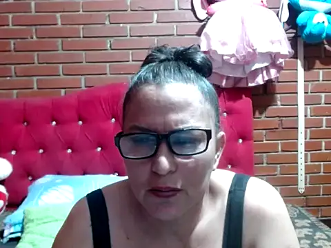 kristalmarelyn online show from 05.30.26