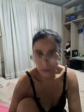 Snapshot of Cristotoza chatting on 06.30.26 Cristotoza online show from 06.30.26