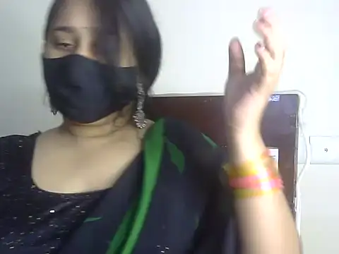 Snapshot of Bitchin_Riya chatting on 04.15.26 Bitchin Riya online show from 04.15.26