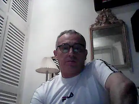 lalas1818 online show from 07.27.26