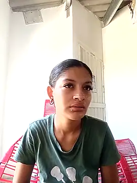 Lyra Siren online show from 04.03.26