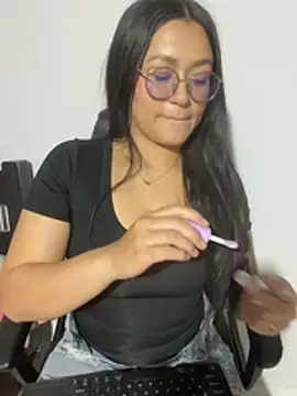 Snapshot of Sofi_Gomez64 chatting on 04.30.26 Sofi Gomez64 online show from 04.30.26