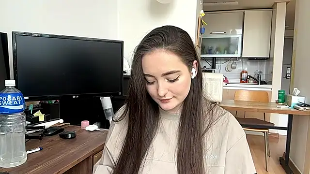 Marry Stritteded online show from 04.04.26