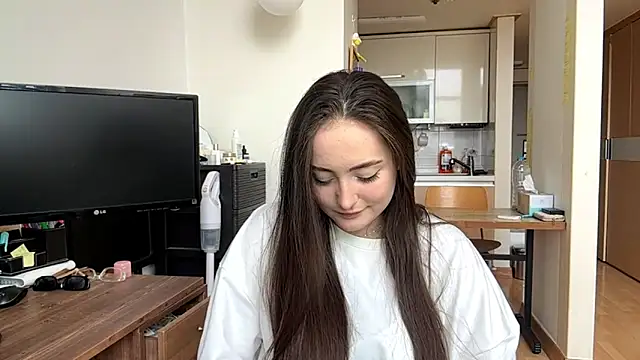 Marry Stritteded online show from 04.06.26