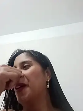 SofiaMendez1  online show from 04.28.26