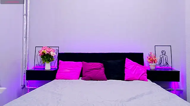 Nika Vibe online show from 04.04.26