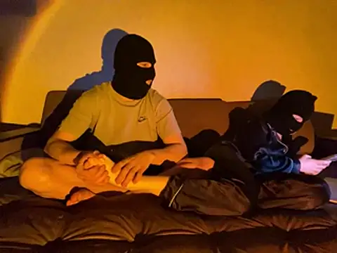 Snapshot of PamelaCouple_ chatting on 04.03.26 PamelaCouple online show from 04.03.26