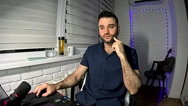 Snapshot of DaddySlava chatting on 04.11.26 DaddySlava online show from 04.11.26