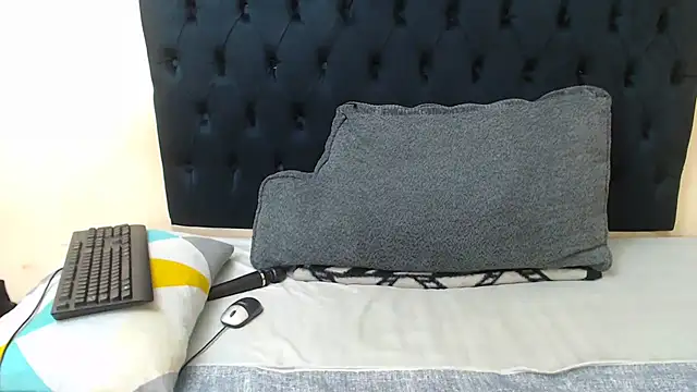 SexiestChoc online show from 05.20.26