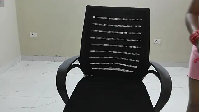 Snapshot of Hot_Bhabhi_1 chatting on 05.27.26 Hot Bhabhi 1 online show from 05.27.26
