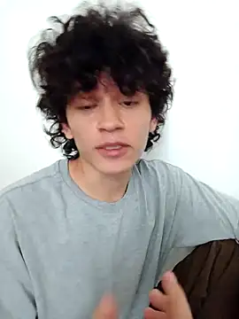 normalboy16 online show from 04.01.26