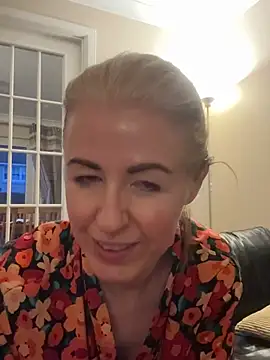 Laylaskyexx online show from 04.10.26