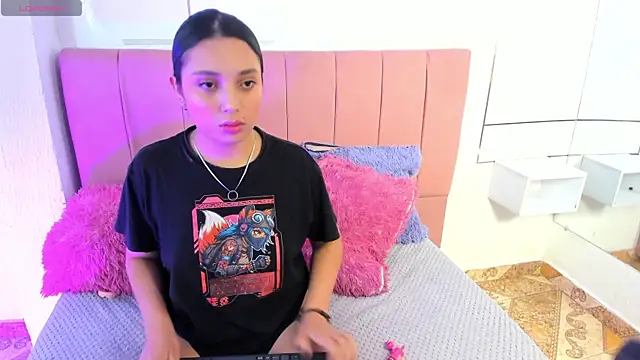 jade roux online show from 04.04.26