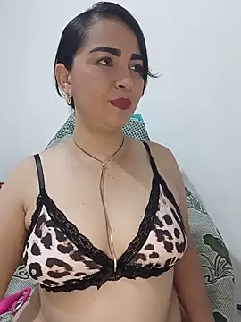 Emily Divi69 online show from 06.07.26