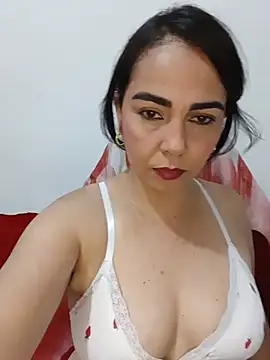 Emily Divi69 online show from 06.23.26