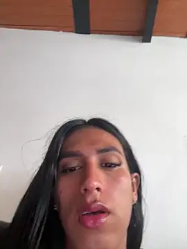 luna duque online show from 05.27.26