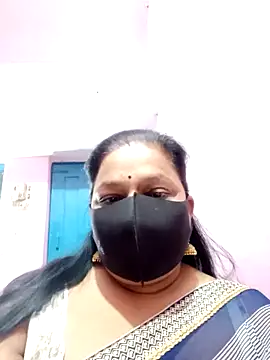 PINKI 024 online show from 04.05.26