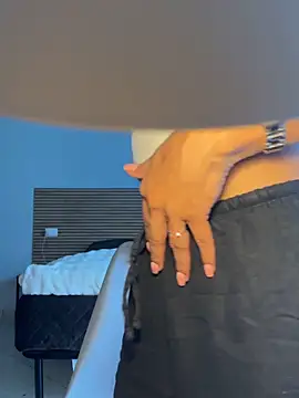 latinacaro- online show from 05.24.26