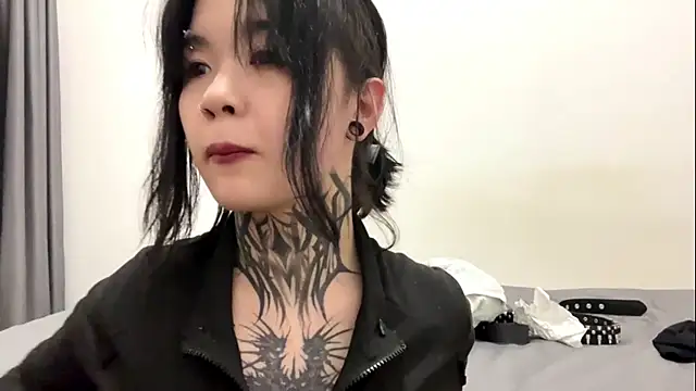 Juliou  online show from 04.05.26