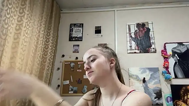 Snapshot of SabinaHaggen chatting on 04.23.26 SabinaHaggen online show from 04.23.26