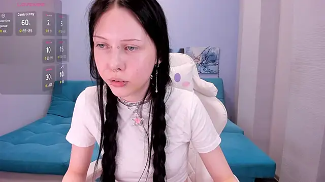 SugarBunny18 online show from 04.25.26