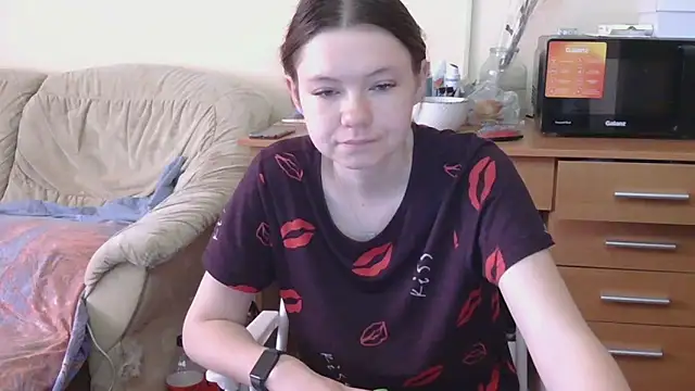 JessicaHolland1 online show from 05.22.26