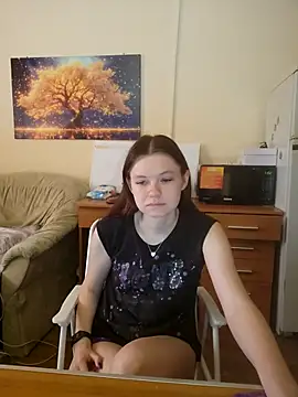 Snapshot of JessicaHolland1 chatting on 06.17.26 JessicaHolland1 online show from 06.17.26