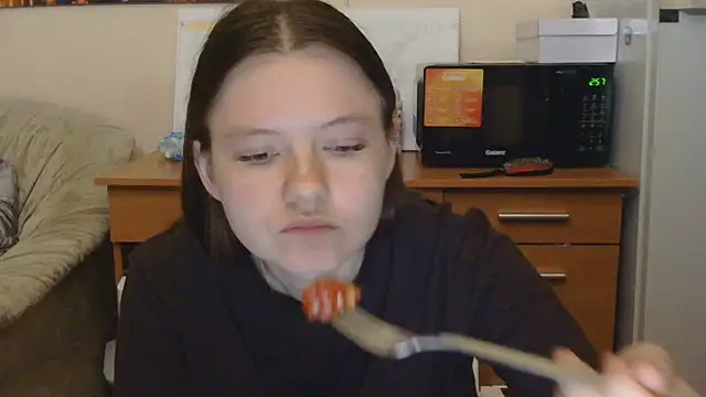 Snapshot of JessicaHolland1 chatting on 07.07.26 JessicaHolland1 online show from 07.07.26