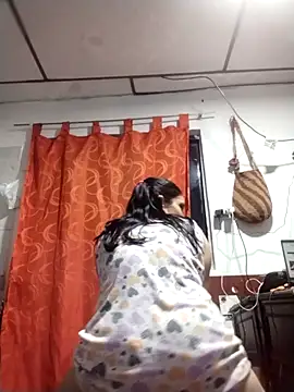 Snapshot of vegonicarouge chatting on 04.06.26 vegonicarouge online show from 04.06.26