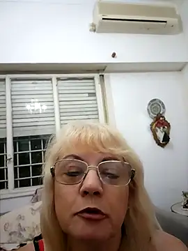 MatureElegantWidow online show from 04.05.26