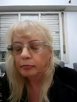 MatureElegantWidow online show from 04.11.26