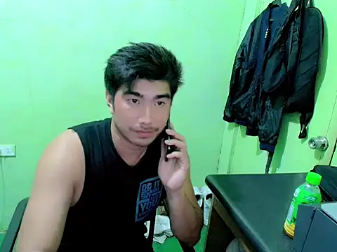 Hunkfireman online show from 04.18.26