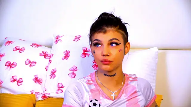 YasminnStorm online show from 06.08.26