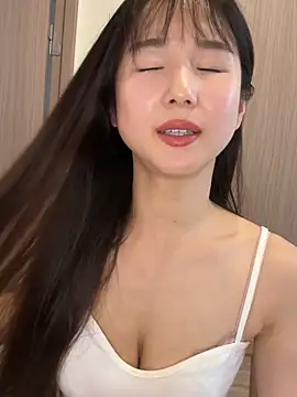Snapshot of Hinako_0012 chatting on 06.15.26 Hinako 0012 online show from 06.15.26