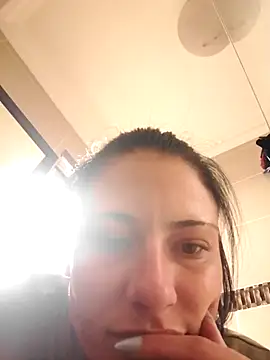 Snapshot of Hildaqii chatting on 06.29.26 Hildaqii online show from 06.29.26